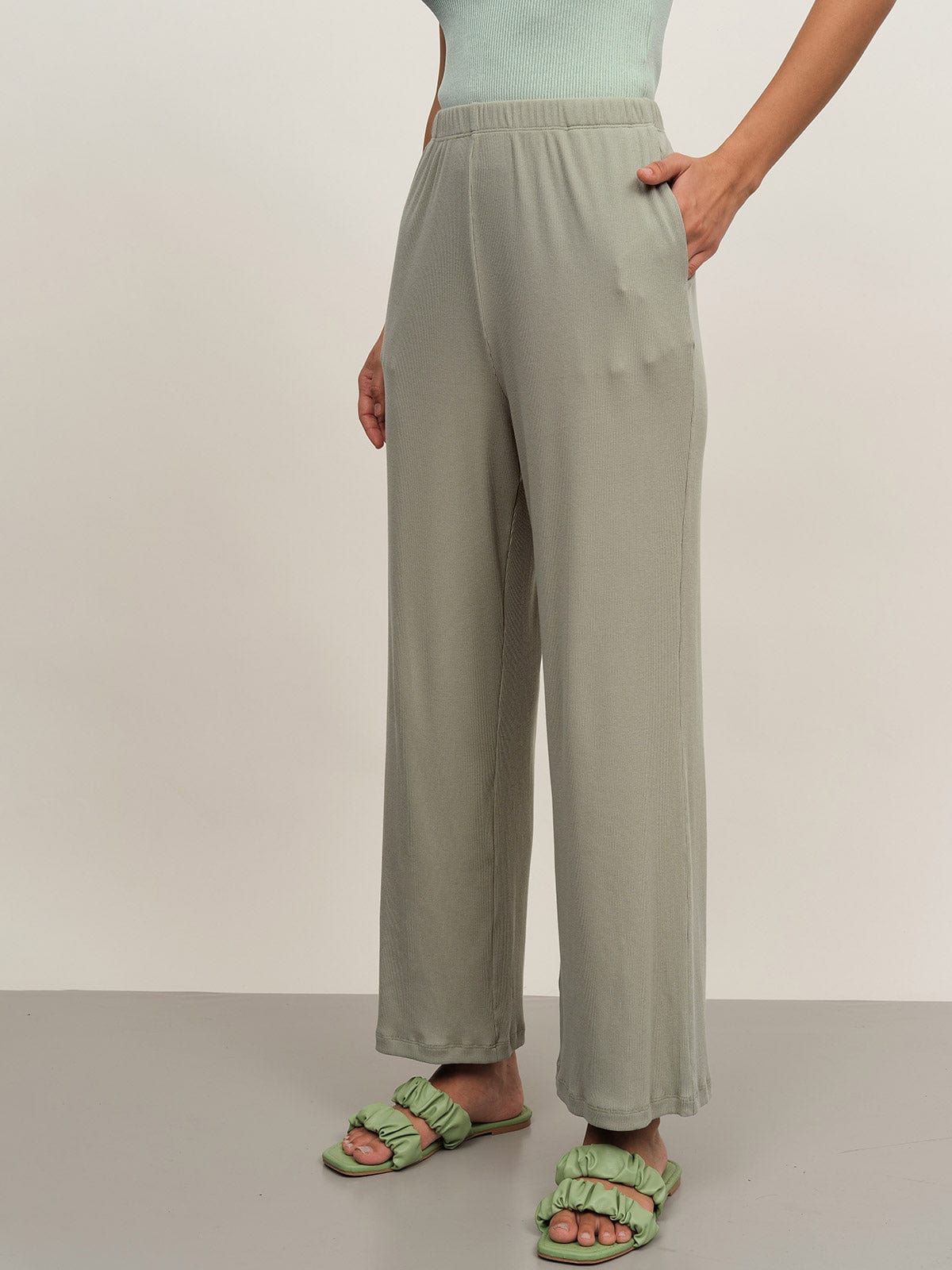 Ribbed Pocket Straight Pants & Reviews - Green - Sustainable Loungewear |  BERLOOK